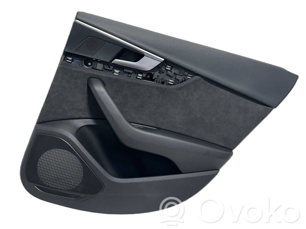 Audi A4 S4 B9 8W Boczki / Poszycie drzwi tylnych 