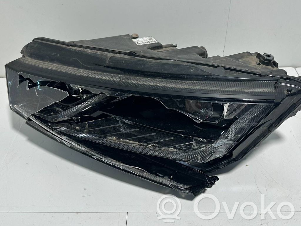 Skoda Octavia Mk4 Scheinwerfer 