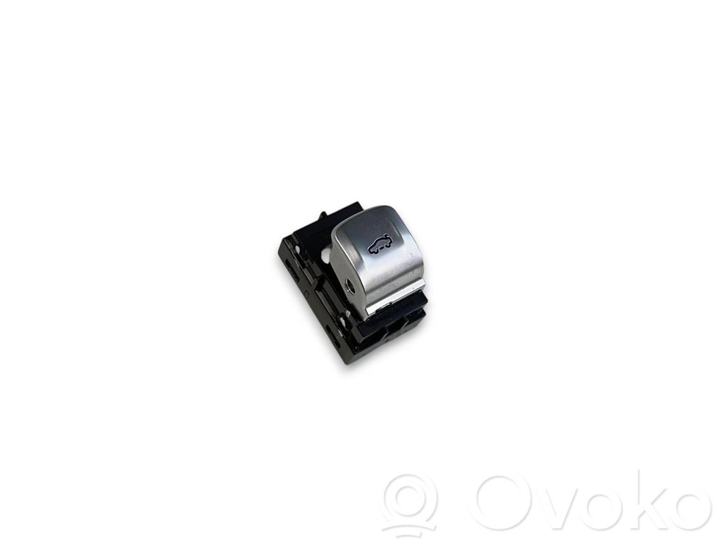 Tailgate/boot open switch button   9299459,52263