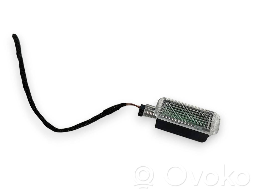 Audi A4 S4 B9 8W Luz interna puerta trasera 