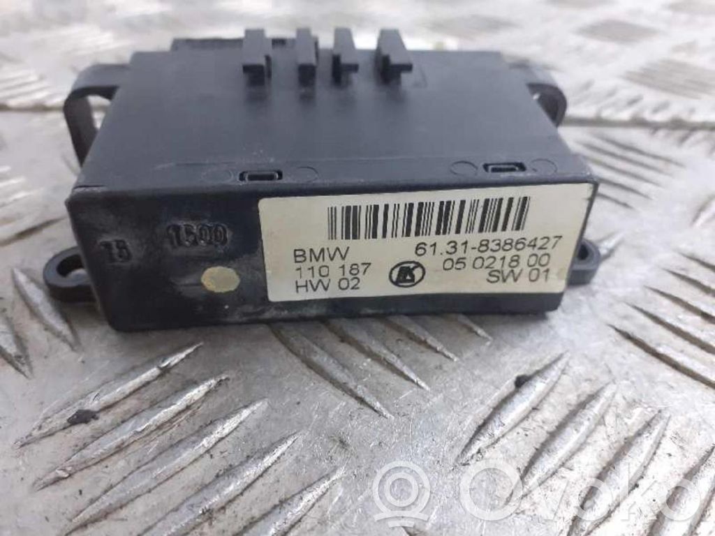 Unidad de control/módulo del motor   61318386427