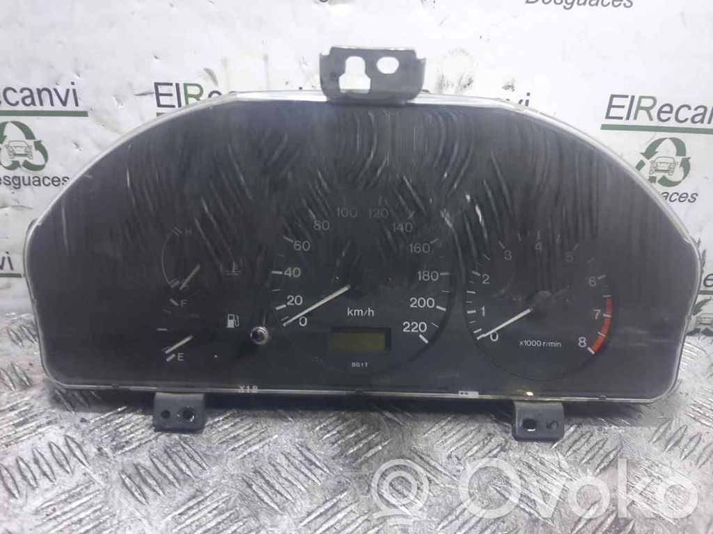 Mazda 323 Speedometer (instrument cluster) 