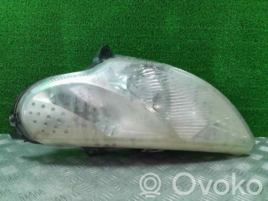 Citroen C3 Lampa przednia 