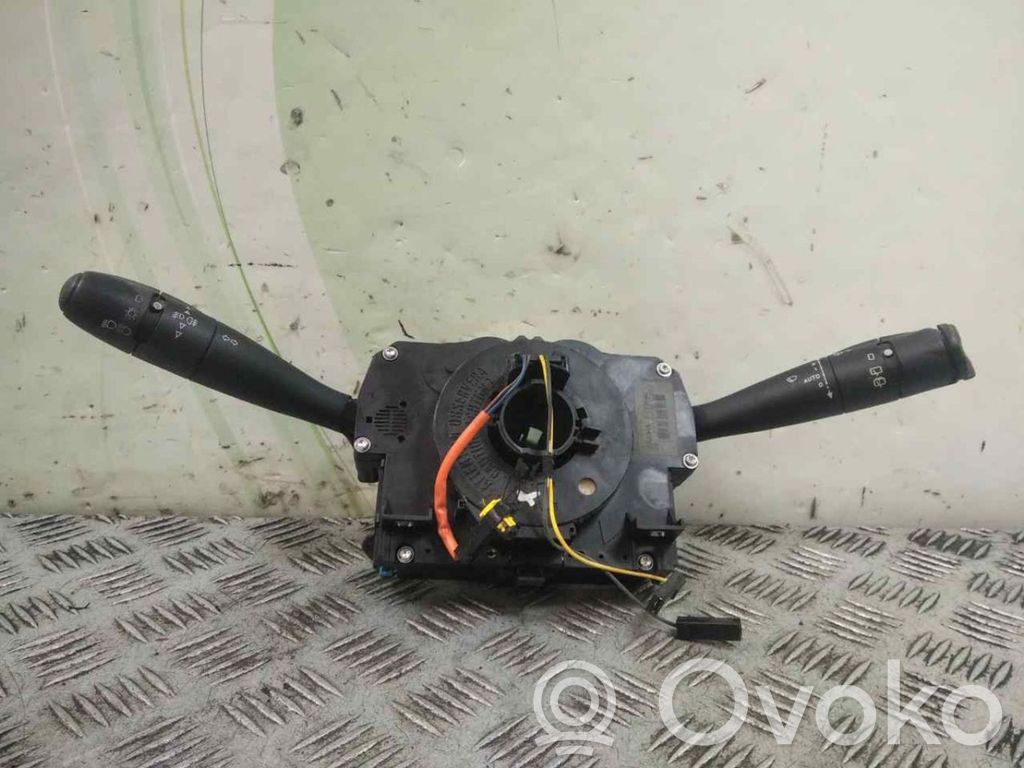Multifunctional control switch/knob   96488214XT
