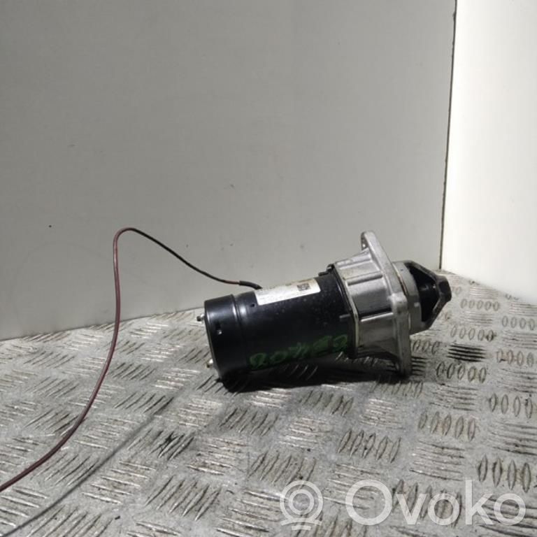 Motor de arranque   111123