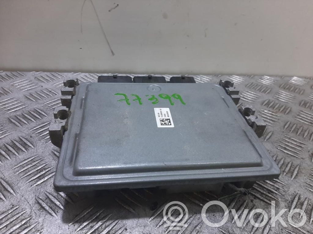 Engine control unit/module ECU   8V2112A650CD