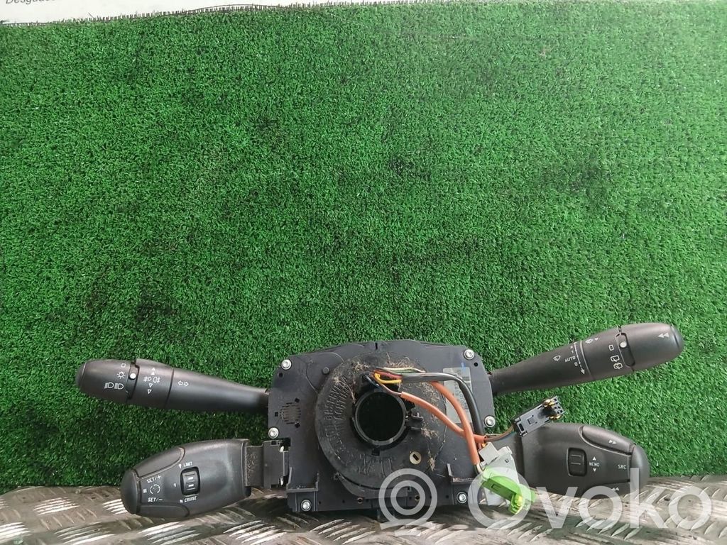 Multifunctional control switch/knob   96611304XT