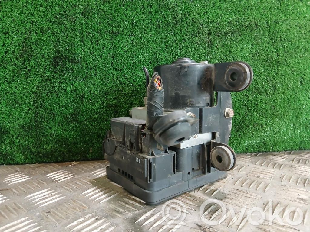 Bomba de ABS   5N612C405CC