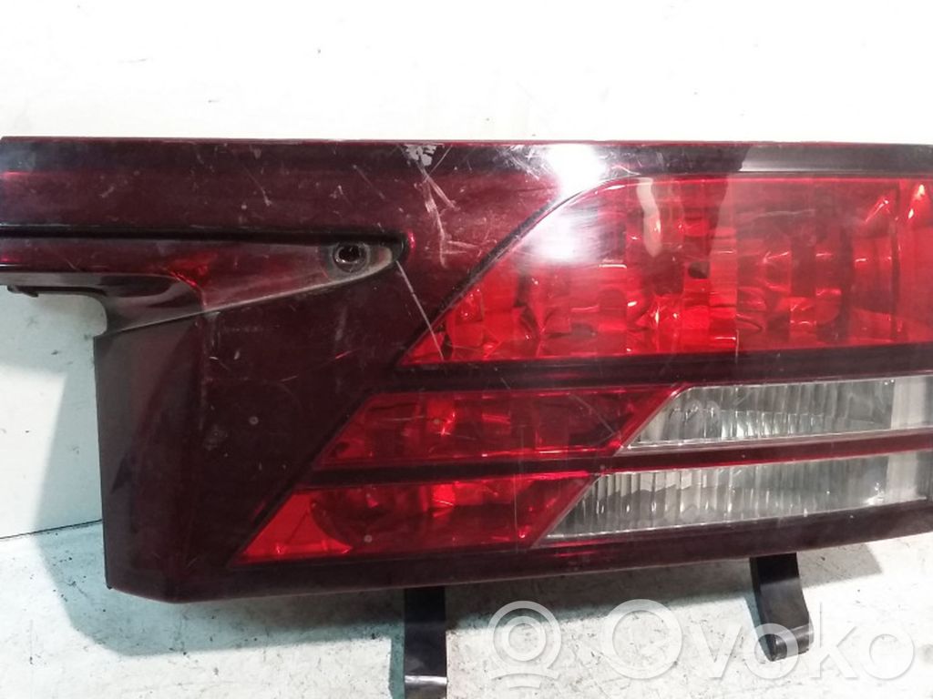 Toyota Previa (XR30, XR40) II Tailgate rear/tail lights 