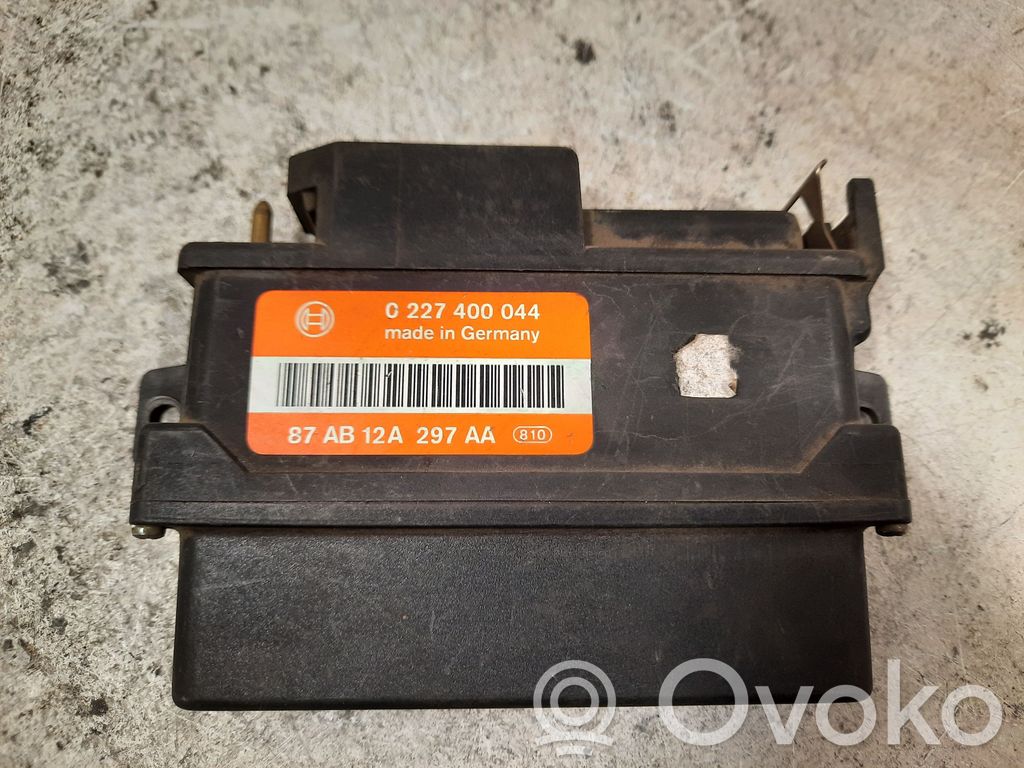Ford Escort Engine control unit/module 