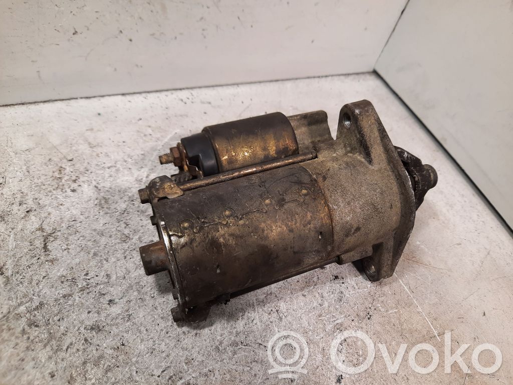 Starteris   F7RU11000AA