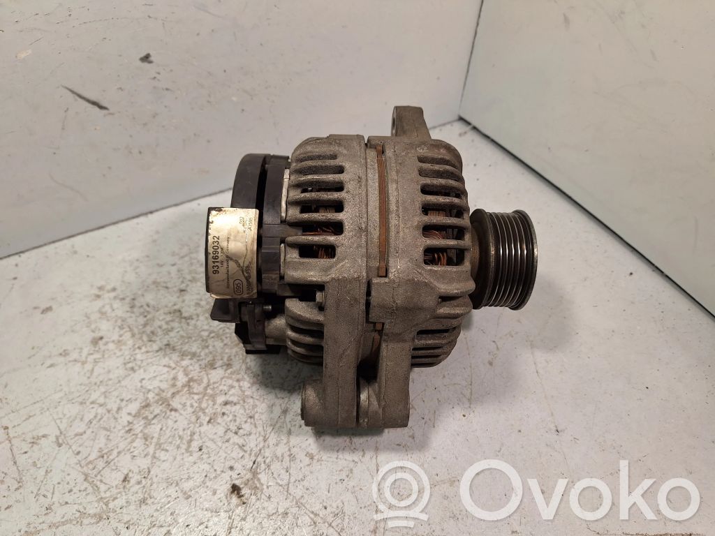 Opel Vectra C Ģenerators 