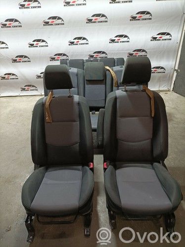Seat set