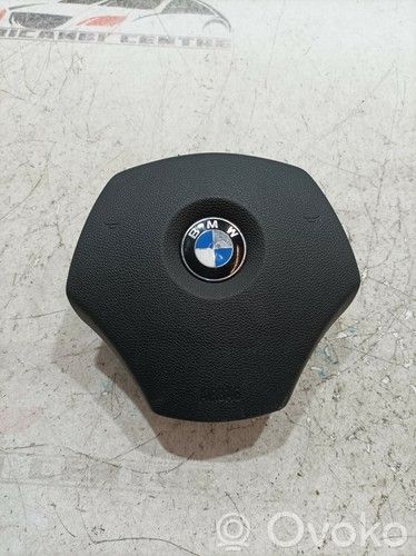 BMW 3 E90 E91 Vairo oro pagalvė 