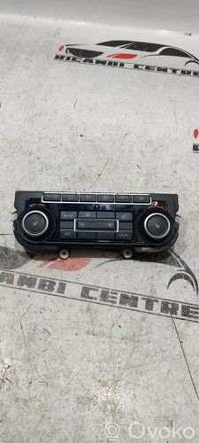 Volkswagen PASSAT CC Panel klimatyzacji 