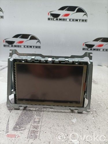 Jaguar XF Panel radia 
