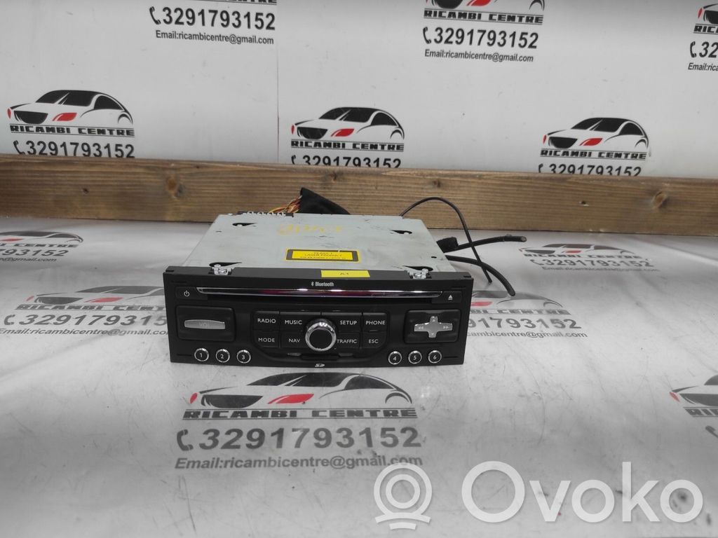 Peugeot 207 Unidad delantera de radio/CD/DVD/GPS 