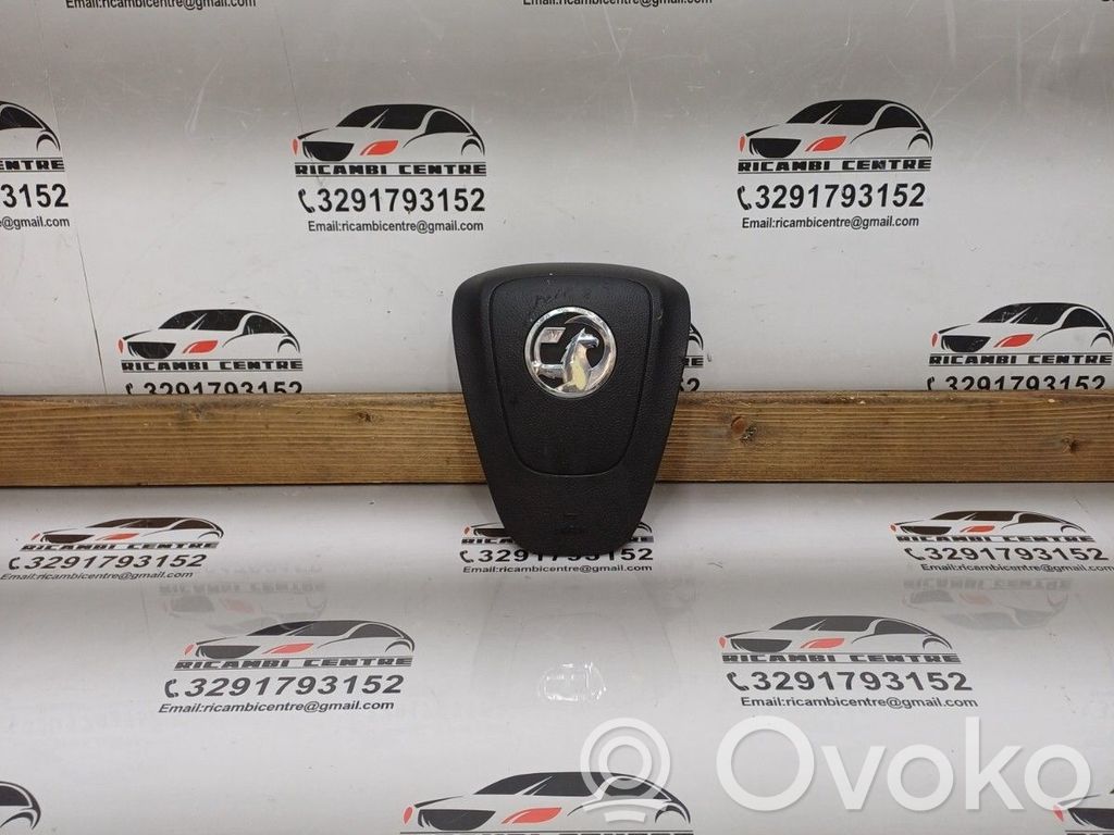 Opel Astra J Ohjauspyörän turvatyyny 