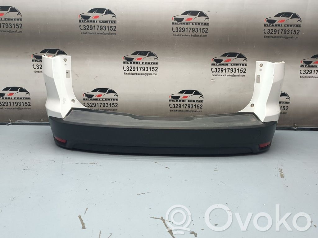 Ford Focus Galinis bamperis 