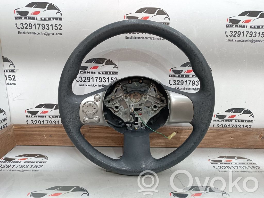 Nissan Micra Ohjauspyörä 