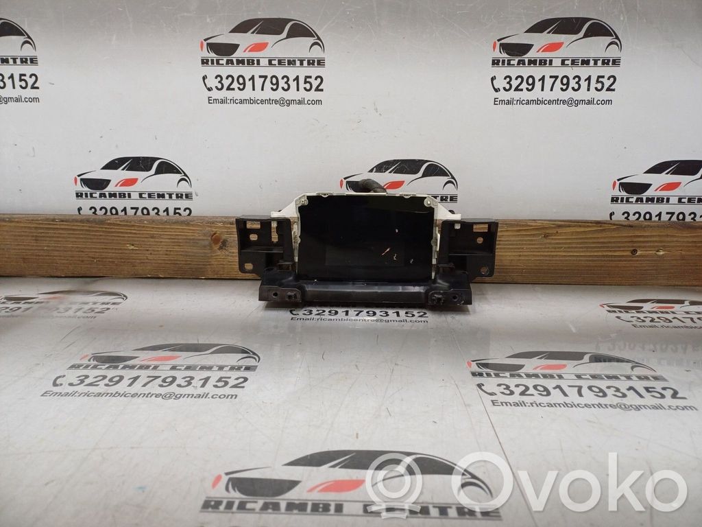 Ford Focus Screen/display/small screen 
