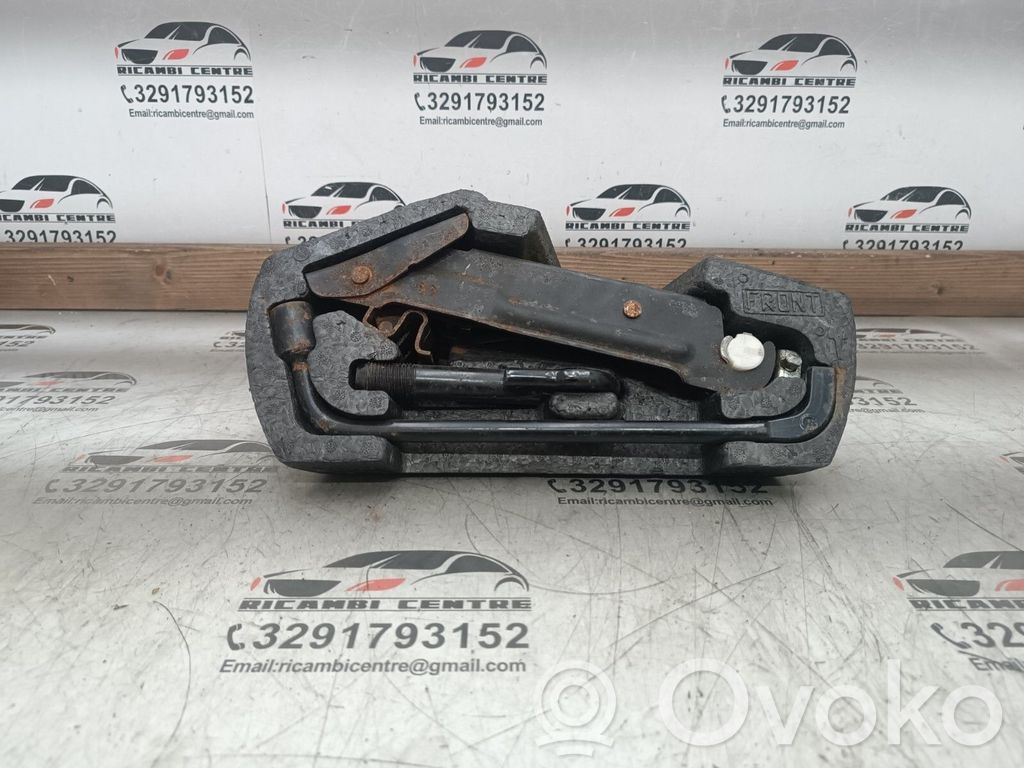 Citroen C1 Tool set 