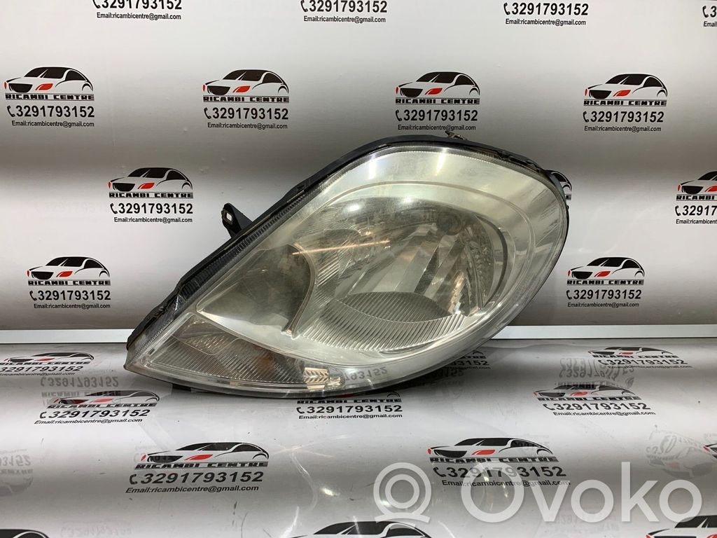 Opel Vivaro Faro/fanale 