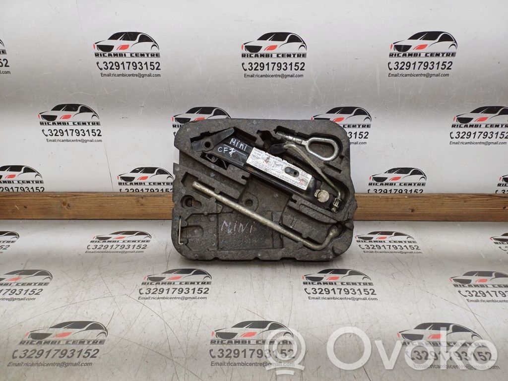 Mini One - Cooper Coupe R56 Instrumentu komplekts 