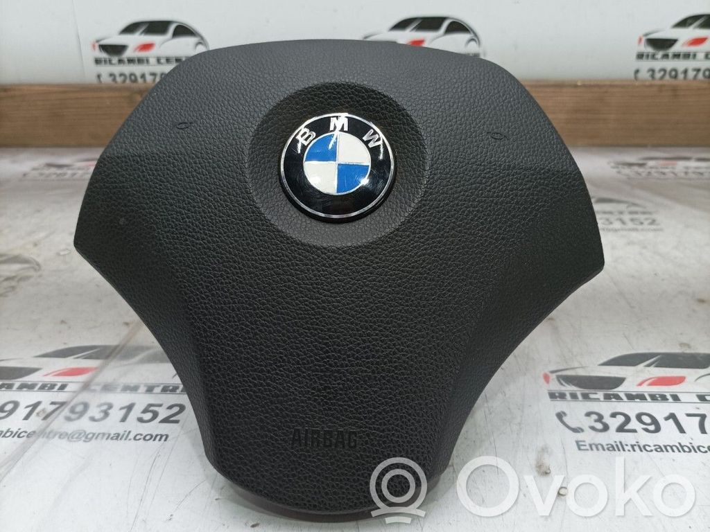 BMW 5 E60 E61 Vairo oro pagalvė 