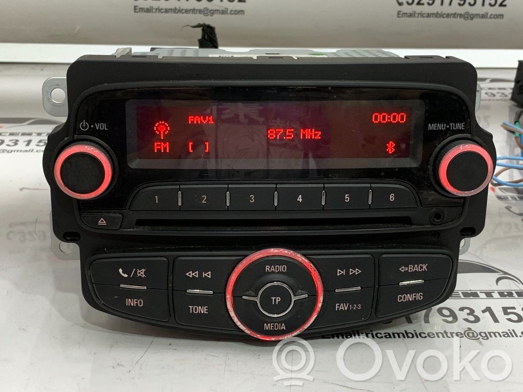 Vauxhall Corsa E Radio / CD/DVD atskaņotājs / navigācija 