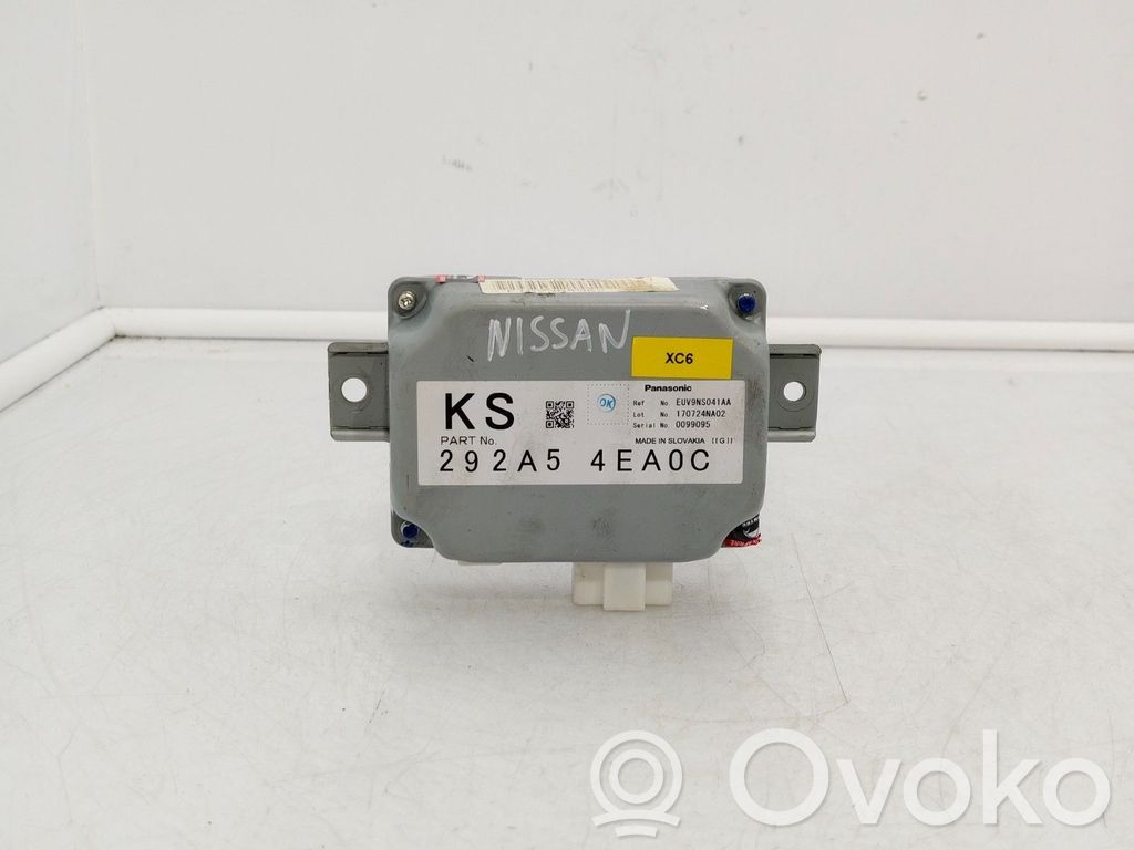 Nissan Juke I F15 Módulo de control de arranque/parada 