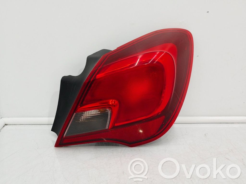 Opel Corsa E Galinis žibintas kėbule 