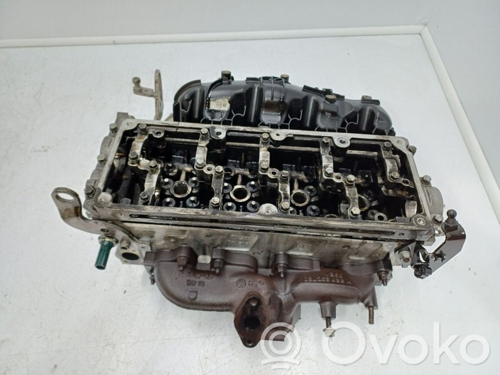 Audi A4 S4 B8 8K Głowica silnika 