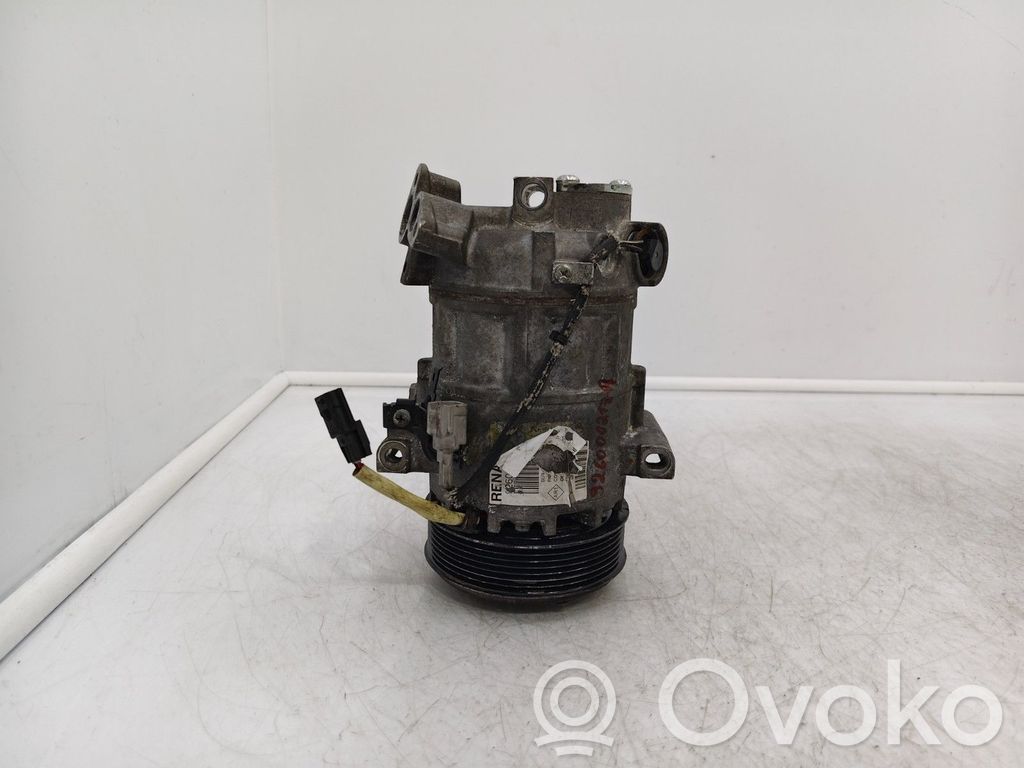 Renault Captur Air conditioning (A/C) compressor (pump) 