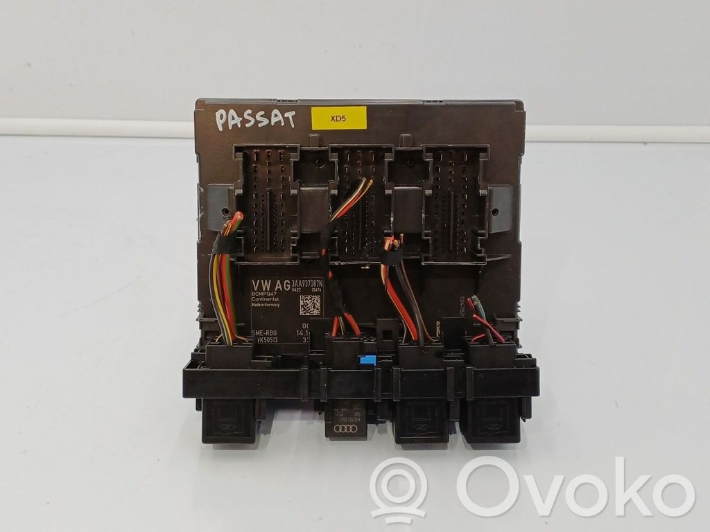 Volkswagen PASSAT B7 Modul confort 