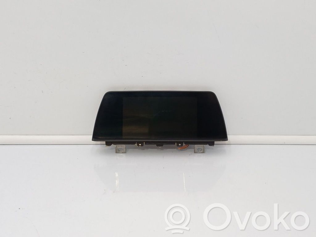 Monitor / wyświetlacz / ekran   65509322122,193304,19330410,65509237539,65509262752,65509270392,6550932212208,9322122,932212208