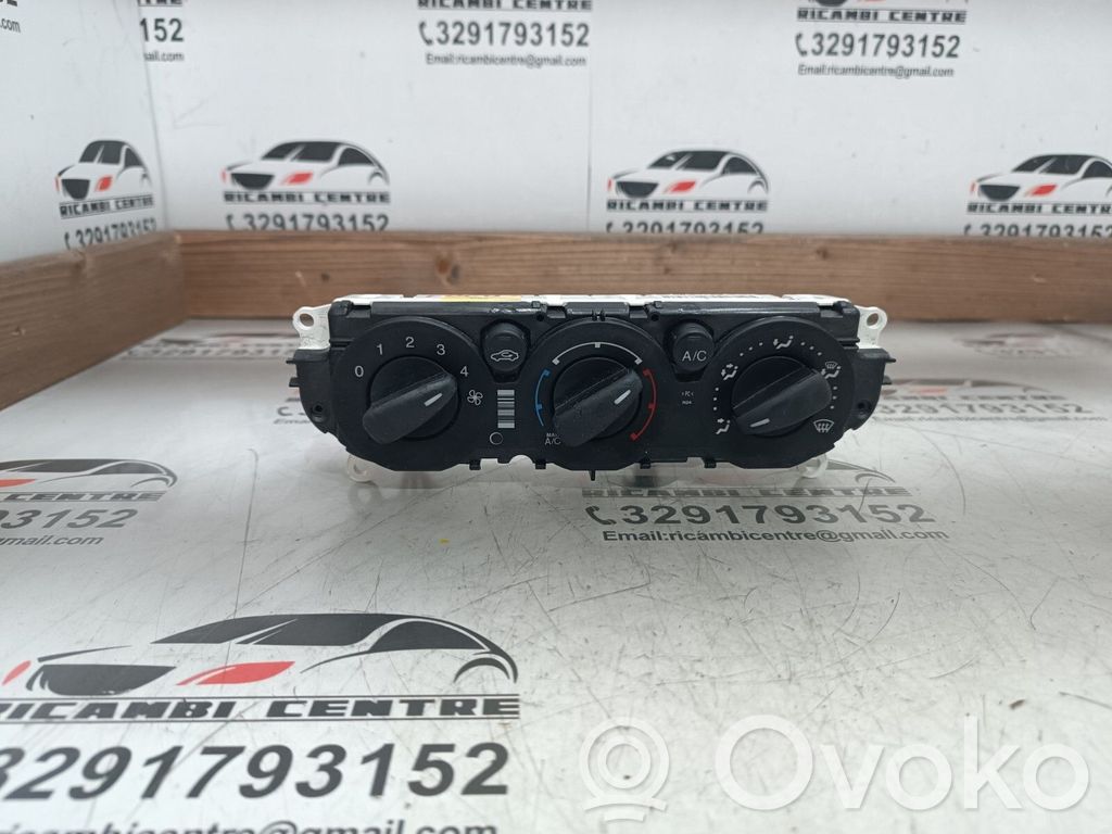 Ford Focus Gaisa kondicioniera / klimata kontroles / salona apsildes vadības bloks (salonā) 