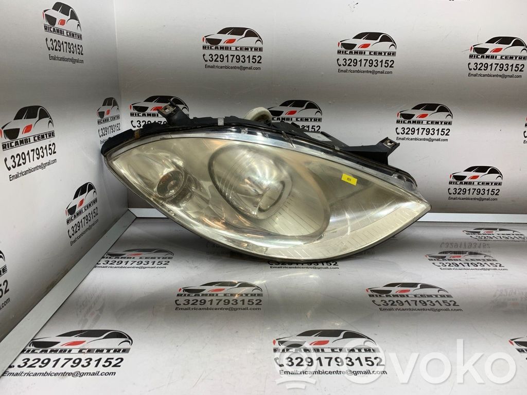 Mercedes-Benz A W169 Lampa przednia 