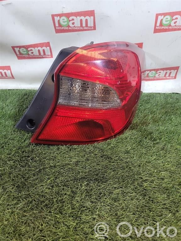 Ford Ka Galinis žibintas kėbule 