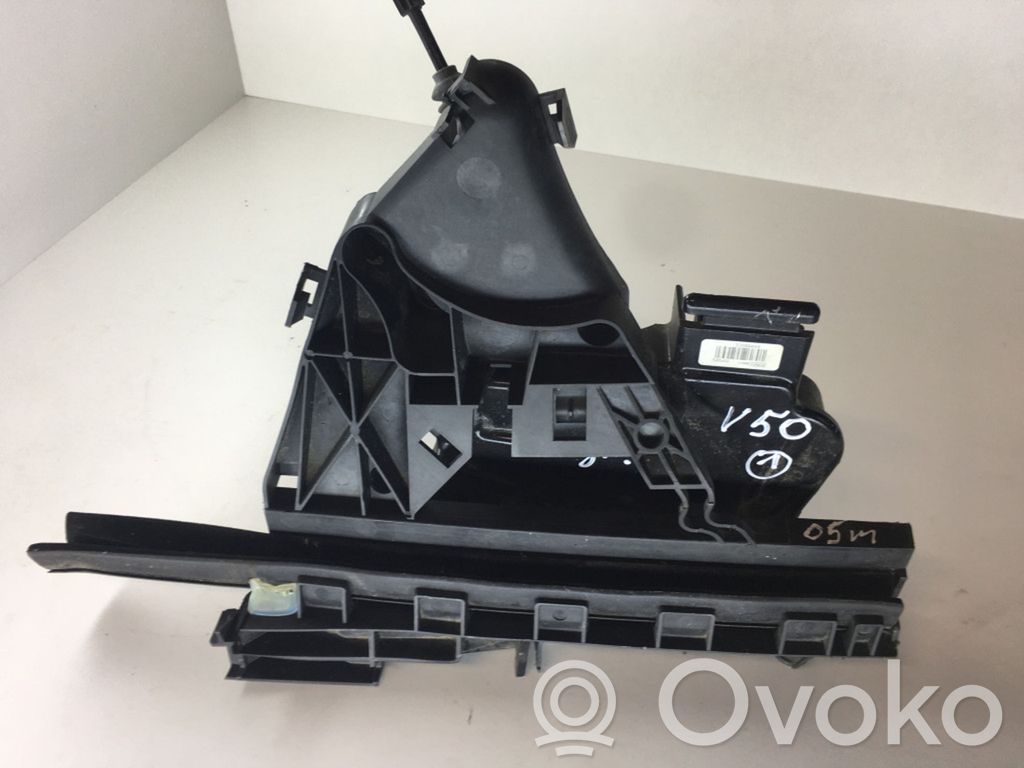 Volvo V50 Zamek drzwi przednich 