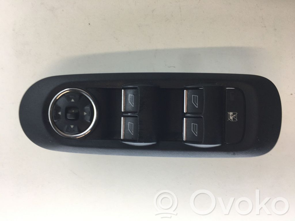 Electric window control switch   A2407870776,24072008,J80718,7S7T14A132AB