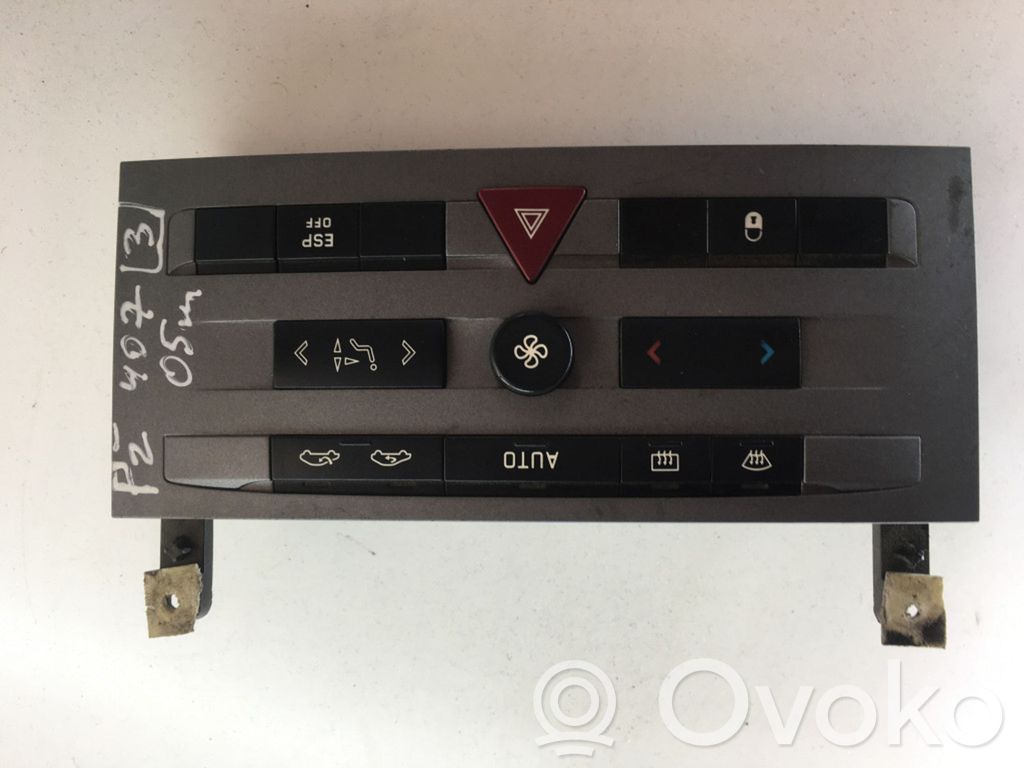 Peugeot 407 Climate control unit 