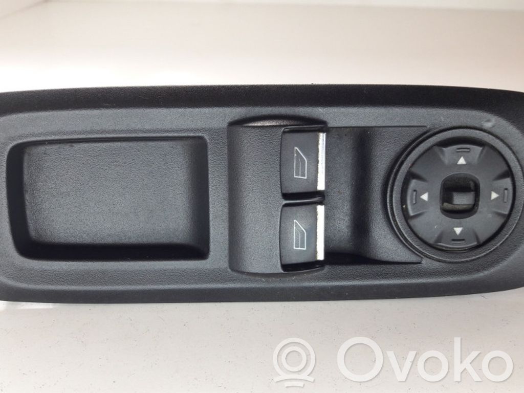 Ford Mondeo MK IV Electric window control switch 