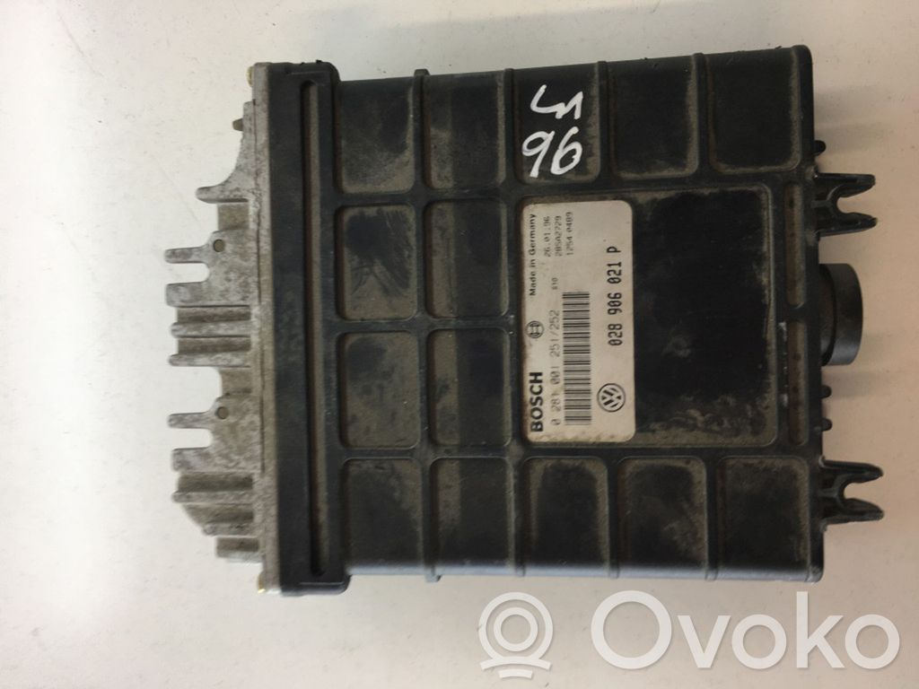 Volkswagen Sharan Engine control unit/module 