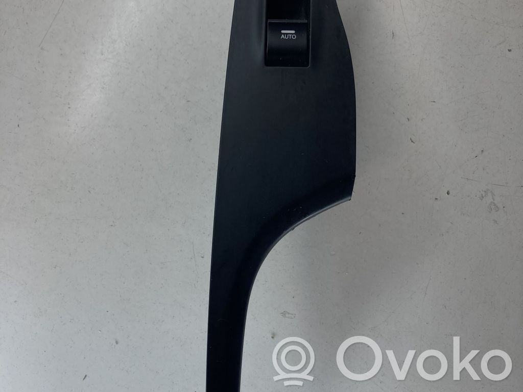 Hyundai i40 Electric window control switch 