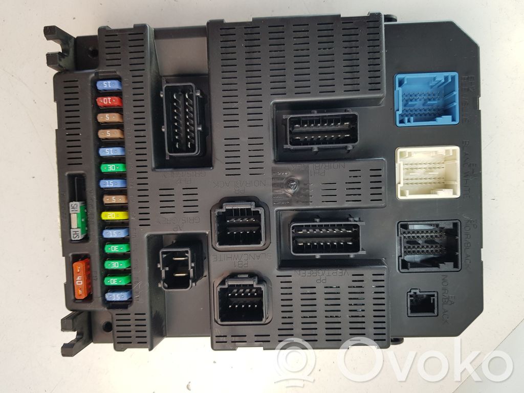 Citroen C4 I Comfort/convenience module 