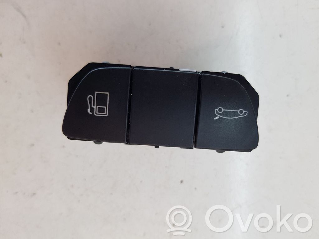 Peugeot 508 Tailgate/boot open switch button 