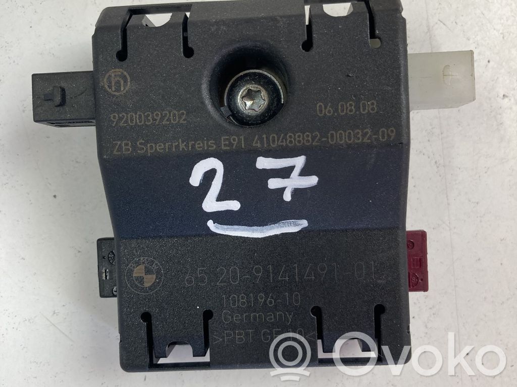 BMW 3 E90 E91 Antenos stiprintuvas 
