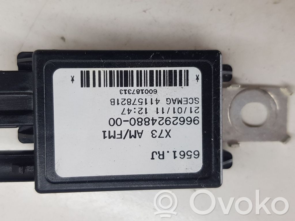 Citroen C5 Antenos stiprintuvas 
