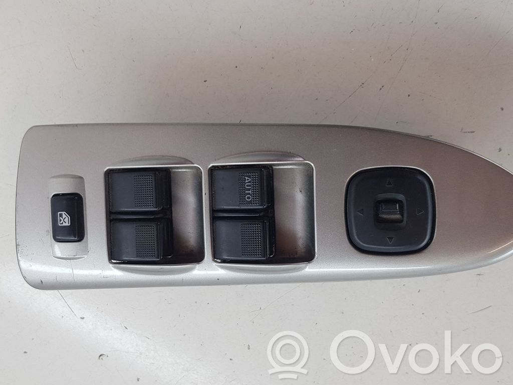Mazda Premacy Electric window control switch 